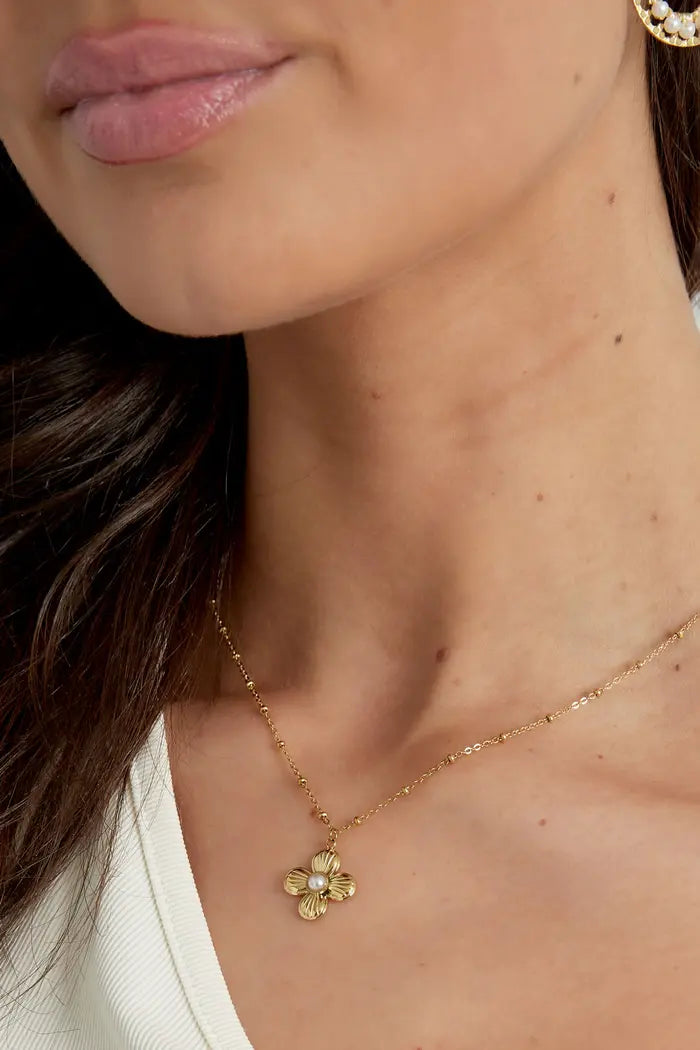Chloë necklace