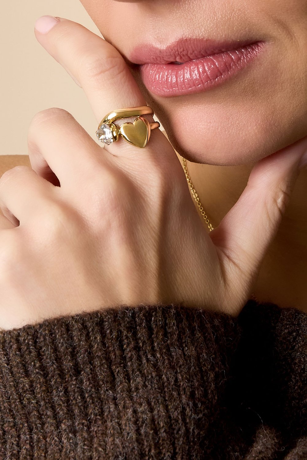 Tess ring