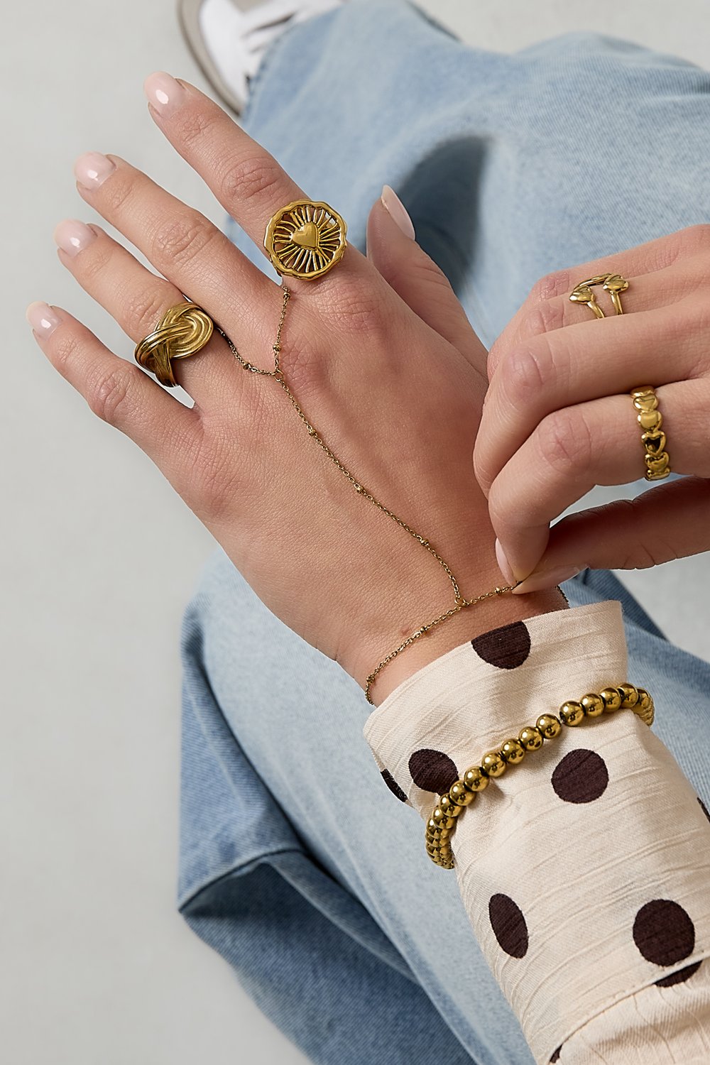 Amelle handchain